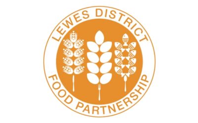 Lewes District Food Partnership awards HOMELINK £2k grant to help tackle food poverty